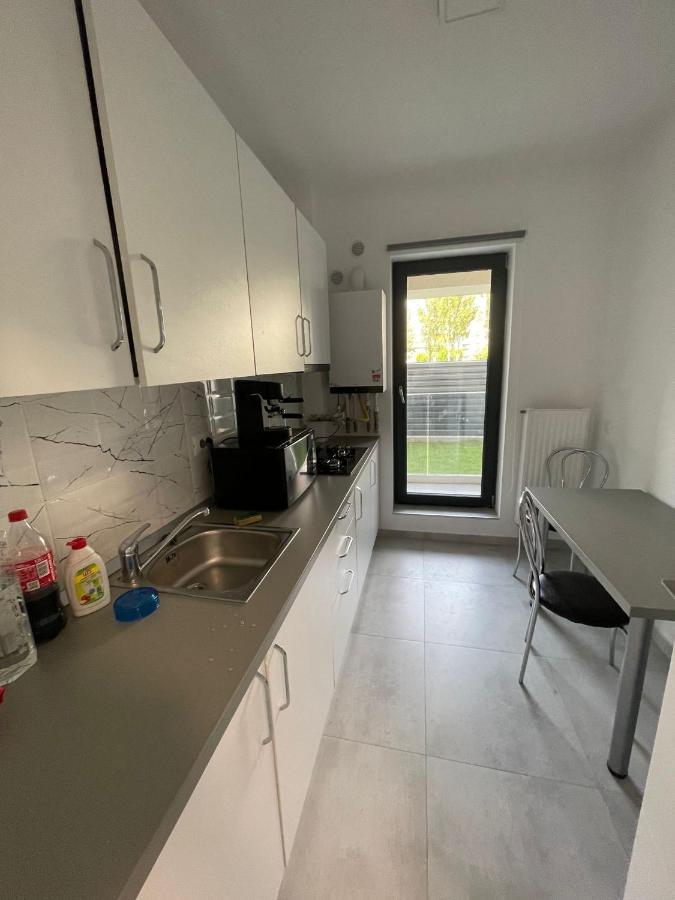 Manhattan Studio In بوخارست المظهر الخارجي الصورة